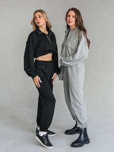 Ensemble de survêtement 2 pièces décontracté pour femmes Sweat à capuche et pantalons de survêtement de haute qualité Ensemble de vêtements de détente - Product Image 2
