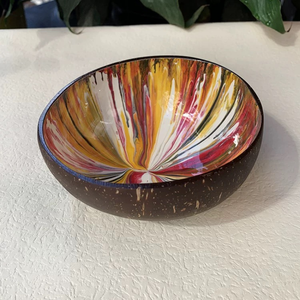 ชามมะพร้าวที่มีรูปแบบการแกะสลักที่สมบูรณ์แบบสำหรับผู้ถือเทียนหรือเหตุการณ์เขตร้อน - Product Image 1