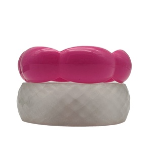 Women Colorful Vintage Lucite <b>Bangle</b> <b>Bracelet</b> Wholesale Ceramic Fine Jewelry Angel Stylish Resin <b>Bangles</b> for Craft Use for Woman - Product Image 3