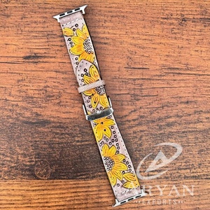 Nouveauté Bracelet de montre en cuir repoussé et peint Bracelet de montre en cuir occidental sculpté Bracelet de montre fait à la main Bracelet de montre personnalisé pour femmes - Product Image 1