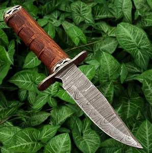 Cuchillo de acero de Damasco hecho a mano para acampar, diseño de caza de hoja fija con mango de palisandro y Funda de cuero para uso diario - Product Image 2