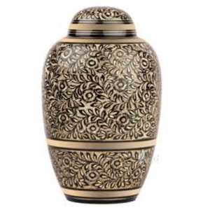 Urnes funéraires traditionnelles en laiton, fabriquées à la main, avec finition polie et motif pentacle gravé, pour le stockage durable des cendres commémoratives - Product Image 6