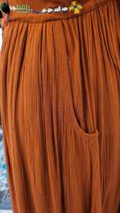 Vestido hasta la rodilla con cuello cuadrado y volantes de rayón indio - Product Image 3