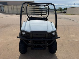 COMPRE AHORA UTV Mule SX 4x4 de 2 Plazas con Capacidad Todoterreno, Motor de 4 Tiempos, Certificado por la EPA y la CEE, con Bloqueo de Diferencial, Listo para Enviar - Product Image 2