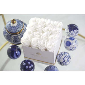 Lennox Sixteen Eternal <b>Rose</b> Gift <b>Box</b> Romantic Square <b>Box</b> for Birthday Anniversary Mother's Day or Valentine's Day Gifts - Product Image 3