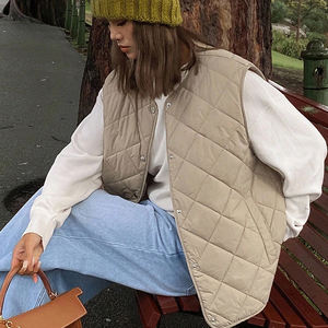 Latest Design Custom Fall Winter <b>Women</b> Windproof Casual Puffer <b>Sleeveless</b> <b>Jacket</b> Black Color New Puffer Vest - Product Image 2