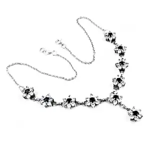 สร้อยข้อมือโซ่ดอกไม้สีเงินสำหรับผู้หญิงงานปาร์ตี้แฟชั่นเครื่องประดับร่างกาย - Product Image 3