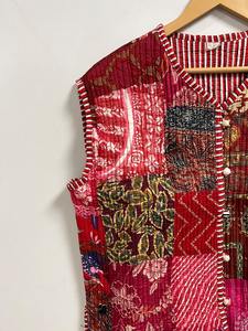 Veste en coton, veste matelassée patchwork, veste indienne faite à la main, veste réversible, veste sans manches courte tendance pour femmes - Product Image 2