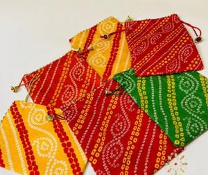 Bolsa de recuerdo de regalo de boda y festival indio con estampado Bandhej para Acción de Gracias Día de San Valentín Diwali Return Guest Voin Pouch - Product Image 1