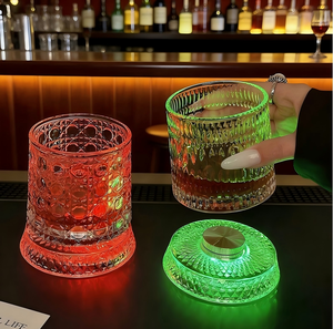 Verre à whisky rotatif <span class=keywords><strong>Hiot</strong></span> 275 ml, base en cristal avec design tournant, tasse artisanale style Old Fashioned pour bar, maison, fête - Product Image 4