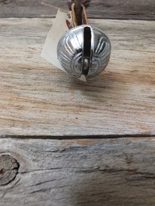 Campana navideña de metal cromado de diseño moderno, clásica, al por mayor, para decoración de árboles de Navidad, pared del hogar, Navidad, Año Nuevo, hecha en India. - Product Image 3