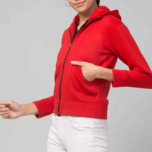 Sudadera con capucha vintage bordada con logotipo personalizado para mujer para la temporada de invierno - Product Image 6