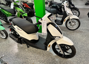 Las mejores ventas en 2024 Piaggios Liberty 150 S Scooter Motocicleta Ciclomotor personalizable - Product Image 2