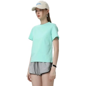 เสื้อยืดสตรีทแวร์ทรงเข้ารูป แห้งเร็ว เย็นสบาย แต่งลายปัก น้ำหนัก 200 GSM ระบายอากาศได้ดี ซับเหงื่อ - Product Image 1