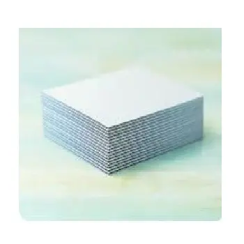 Matériau de l'emballage Dos du papier carton triplex blanc Taille de feuille standard 787x1092mm 889x1194mm 900x500mm Taille maximale 1500x1300mm