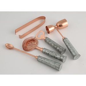 Juego de herramientas de barra de metal de larga duración que ofrece una durabilidad premium necesaria para servir cócteles elaborados en innumerables eventos. - Product Image 2