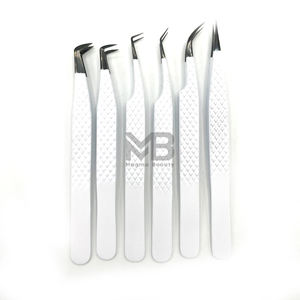 Pinzas para pestañas de acero inoxidable ligeras de alta calidad con el mejor diseño, herramientas de salón de impresión de logotipo personalizado, nuevo diseño puntiagudo - Product Image 1