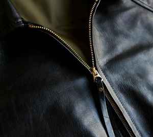 Blouson aviateur en cuir d'agneau noir pour homme, manches régulières, col montant, style vintage, manteau d'hiver écologique - Product Image 3