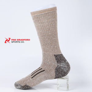 Chaussettes d'été respirantes en nylon élastique transparent Bling Bling Shinny Silk Short Ankle Socks - Product Image 5