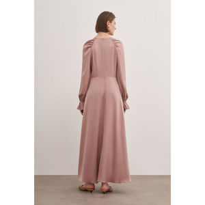 Vestido de gala largo hasta el suelo, corte en A, en rosa pudor, con detalle fruncido y brillo - Product Image 6