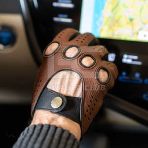 Gants de conduite en cuir de vache véritable, doux, pour la saison hivernale, qualité supérieure, gants de conduite personnalisés - Product Image 6