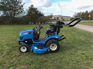 NEW/<b>USED</b> LS MT225S Engine DIESEL 40HP WHEEL TRACTOR FARM USE for SALE - Product Image 6