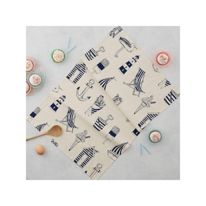Serviette de cuisine en coton brodée avec des poissons prêts pour les occasions, en tissage gaufré lourd, conçue pour les acheteurs haut de gamme et la vente au détail d'événements - Product Image 2
