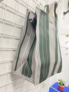 Bolsas de mano a rayas personalizadas ecológicas, tejido reutilizable, PP, nailon reciclado, telar hecho en India, supermercados a granel sostenibles - Product Image 3