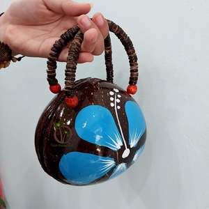 SAC UNIQUE EN COQUE DE COCO POUR FEMMES/SAC À MAIN EN NOIX DE COCO CONCEPTION PERSONNALISÉE ÉCOLOGIQUE FAIT MAIN - Product Image 1