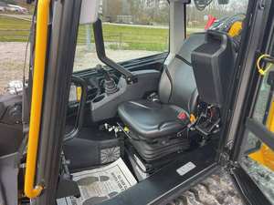 2024 JCB 3TS-8T utilisé 9 tonnes chargeuse sur chenilles compacte Eaton cylindre hydraulique Mini chargeuse sur pneus 1 an de garantie pompe boîte de vitesses PLC - Product Image 3