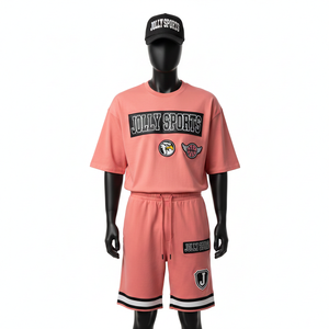 ชุดเซ็ตเสื้อยืดแขนสั้นผ้าคอตตอนโพลีเอสเตอร์คุณภาพสูง 250 GSM ระบายอากาศได้ดี สีชมพู พร้อมโลโก้แบบรีดร้อน ชุดเซ็ตวิ่งออกกำลังกายสำหรับผู้ชาย - Product Image 1