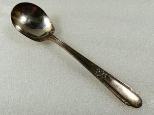 Cuillère à couverts de mariage couleur or avec poignée élégante en forme de cerf de l'Inde Ustensiles de cuisine Dessert Vaisselle de table élégante et fonctionnelle - Product Image 5