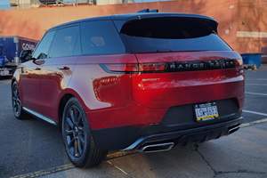 Range Rover Sport P360 SE Dynamic Plus 2023 Usado en Excelentes Condiciones, Sin Accidentes, Volante a la Izquierda/Derecha - Product Image 3