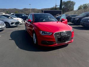 Auto Usado de Calidad a Precio Accesible, A-udi A3 Spo-rtback 2016, Volante a la Izquierda - Product Image 3