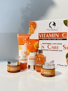 C vitamini gece kremi onarım ve hidrat uyurken | Parlayan cilt gecede formülü
