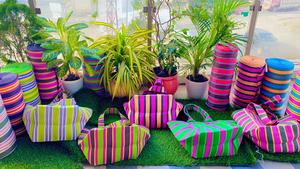 Bolsa de viaje ecológica personalizada con mango a rayas para playa, bolsas de aseo cosméticas de nailon reciclado, bolsas de compras con cremallera reutilizables - Product Image 3