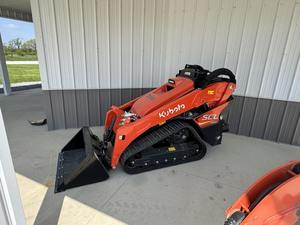 Chargeur frontal compact Kubota SCL1000 d'occasion avec une capacité de charge nominale de 200 tonnes et une pompe hydraulique MOOG - Product Image 2