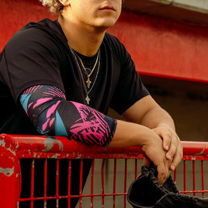 Manchons de bras de compression personnalisés OEM avec protection UV Été Travail Tissu extensible Marque de marque privée et logo - Product Image 5