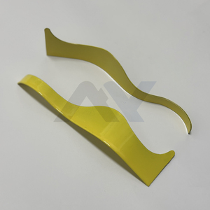 Maquinilla de Afeitar Curva Estilo Dominicano de Excelente Rendimiento, Ligera, Diseño Propio, Cuchilla Amarilla Ondulada, Maquinilla de Afeitar para Recortar la Barba - Product Image 2