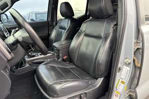 Toyota Tacoma TRD 2020 Usada en Buen Estado, Doble Cabina 4x4 4WD con Diferencial Trasero Bloqueable y Modificaciones Todoterreno - Product Image 5