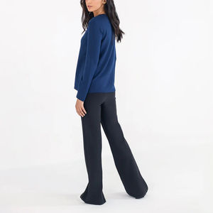 Vente en gros 2024 Service OEM personnalisé Dernière conception de t-shirt à manches longues pour femmes vêtements d'été taille adulte à manches longues pour femmes t-shirt - Product Image 2