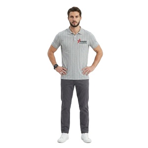 Ce polo vierge pour sublimation, provenant d'une usine OEM, inclut un service professionnel et un logo personnalisé pour la vente en gros de vêtements. - Product Image 1