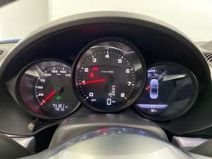 Increíble Porsche 718 Boxster RWD 2017 Usado en Perfectas Condiciones, con Poco Kilometraje, en Existencia, Ofrecido a una Fantástica Oferta - Product Image 6
