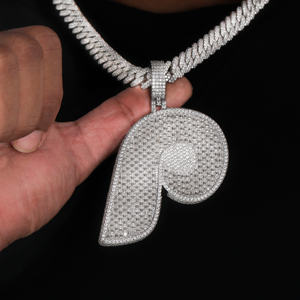 Luxueux diamant Moissanite 925 argent Sterling P pendentif personnalisé style hip-hop glacé pour hommes avec nouveau pendentif de conception personnalisée - Product Image 1