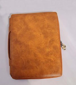 Luxueux organisateur de voyage en cuir véritable A4 fabriqué à la main avec poignée conçu pour une organisation efficace en déplacement - Product Image 3