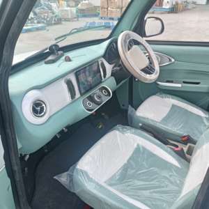 Véhicule utilitaire électrique pour le transport urbain avec une autonomie de 401-500 km, 150-200 ch, phares LED, écran tactile - Product Image 3