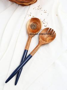 Ensemble d'outils à salade en bois d'acacia de haute qualité comprenant un serveur à salade à poignée en résine bleue - Product Image 2