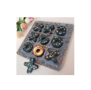 Ensemble de jeu amusant en famille résine époxy X O ensemble de jeu transparent Tic Tac Toe avec couvercle amovible le plus vendu - Product Image 3