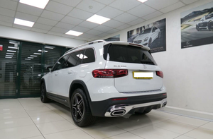 DERNIER VENTE RAPIDE d'occasion LHD/RHD 2023 MER-CE-DES-BE-NZ GLB-CLASS 1.3 GLB200 AMG LINE EXECUTIVE - Product Image 2