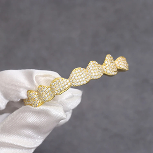 Diamant vvs de clarté entièrement naturel rond taille brillant glacé hip hop luxueux grilles personnalisées en or blanc 14 kt - Product Image 2